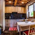Tatil Evi Goral